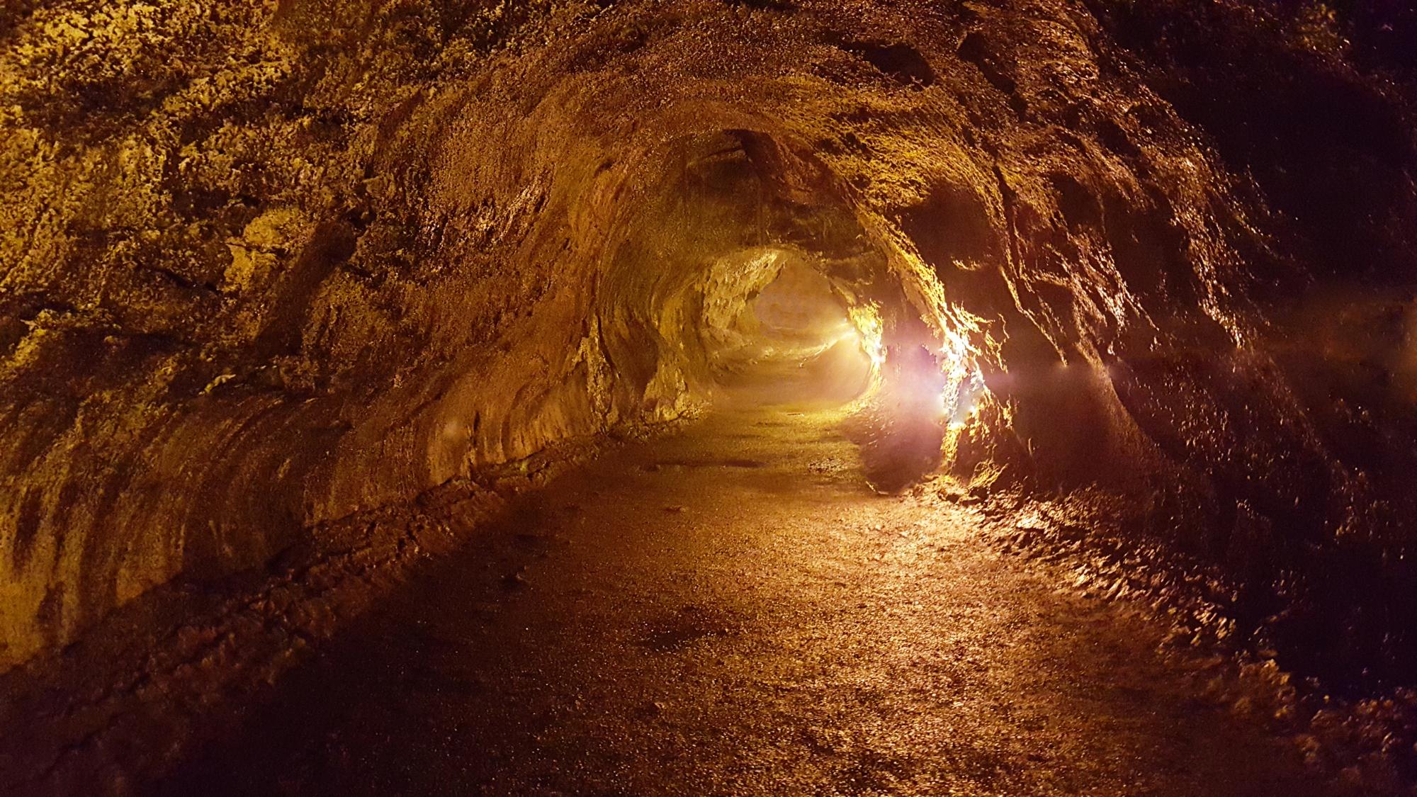 inside-the-lava-tubes