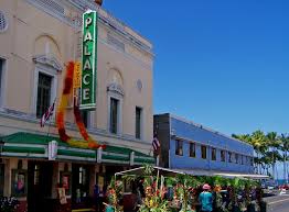 Live entertainment and movies in Downtown Hilo, Hawaii at the Palace theater. Check website for calendar.